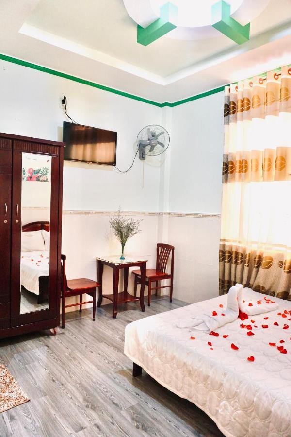 Lime Hostel - Ninh Kieu Center Кан То Екстериор снимка